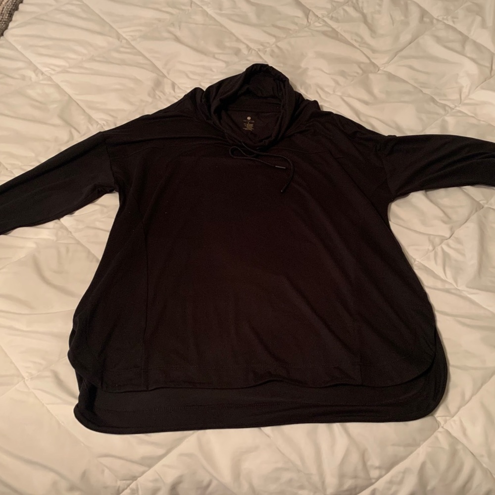 Apana Sports long sleeve black top